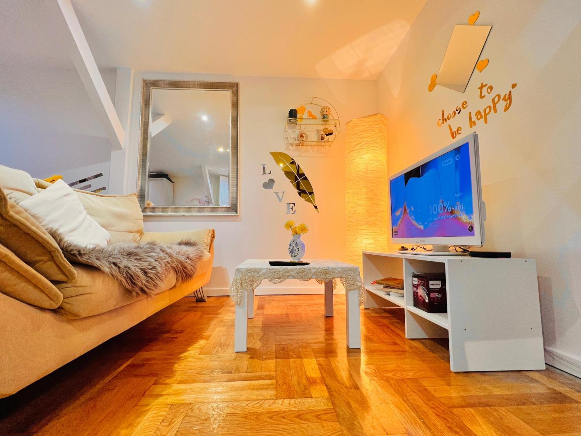 Chloe Apartment Budapest Esterno foto